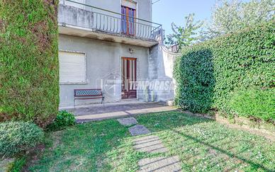 BORGOMANERO - SOLUZIONE SEMINDIPENDENTE DA RISTRUT