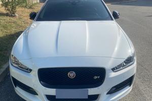 Jaguar xe awd 2.0 r sport