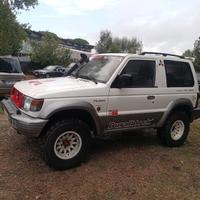 mitsubishi pajero v20