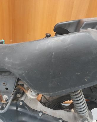 serbatoio benzina malaguti fantom