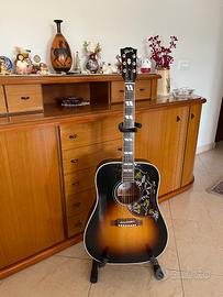 Gibson Hummingbird Standard vs