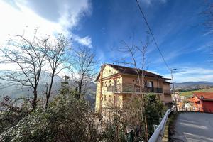 4 LOCALI A SERRA RICCÒ