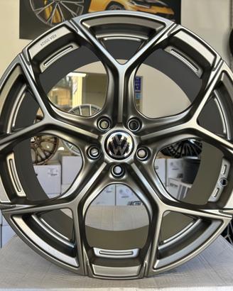 Cerchi NUOVI Volkswagen raggio 18 cod.89342