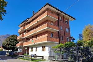 ELEGANTE APPARTAMENTO TRICAMERE PRONTO AD ACCOG...