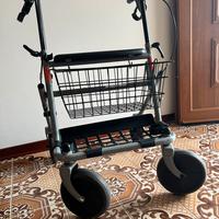 Deambulatore pieghevole