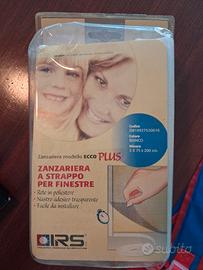 zanzariera per finestra