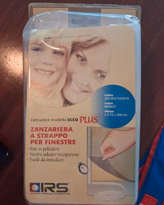 zanzariera per finestra
