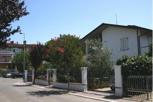 Trilocali in Villa