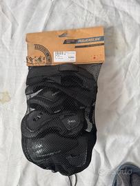 Set completo di ginocchiere, gomitiere e polsini