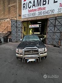 Ricambi Nissan Navara 2.5 dci del 2001