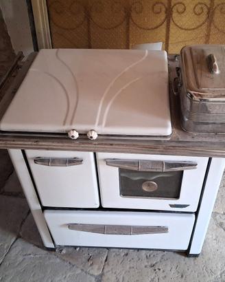 Stufa economica a legna Anni 60/70