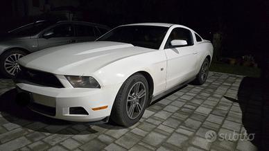 Ford Mustang 2010 V6 4.0 Benz/GPL NO SUPERBOLLO
