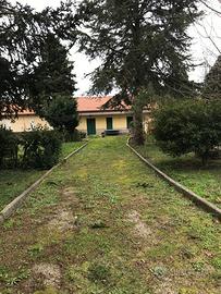 Villetta a monte poro