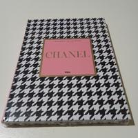 Libro Chanel Le legende della moda RBA collezione 