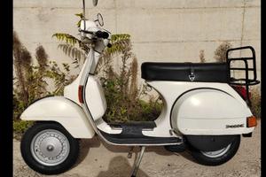 Vespa 125 px