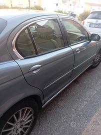 Jaguar x type