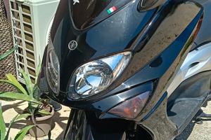 Yamaha tmax