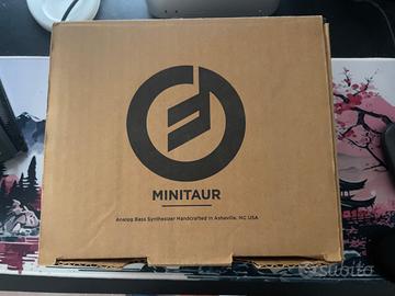 Moog Minitaur