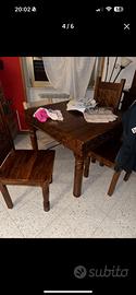Tavolo con 4 sedie