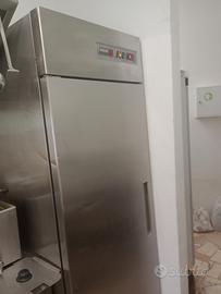 frigo cucina professionale 