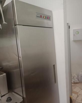 frigo cucina professionale 
