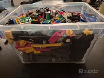 Lotto LEGO 1,3 kg   - Pezzi vari