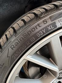 Gomme Uniroyal Rainsport 5 245/35/19 93Y