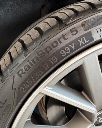 Gomme Uniroyal Rainsport 5 245/35/19 93Y