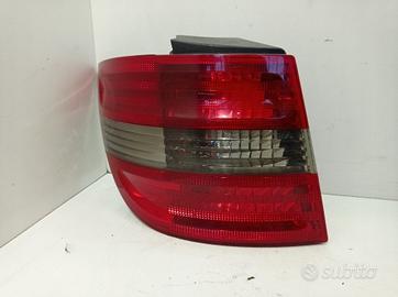 STOP FANALE POSTERIORE SINISTRO MERCEDES Classe B