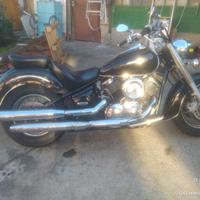 Yamaha dragstar xvs 1100 A classic