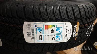Pneumatici invernali Nokian Tyres 215/55 17 98H XL