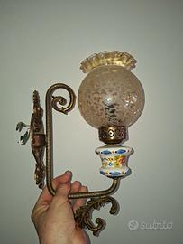 lampada a parete