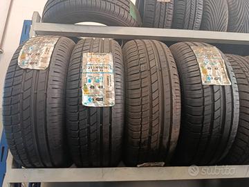 4 GOMME Avon ZV5 215/60 R16 99V XL come nuove