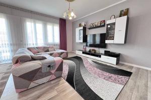 Villa di 170 m² con più di 5 locali e box auto a E