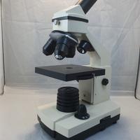 Microscopio Bresser 20x1280. Ideale per studenti.