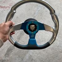 Volante sportivo universale