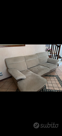 Divano in buono stato