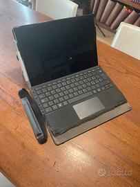 Microsoft Surface Pro (2017) i5 8GB 128GB + access