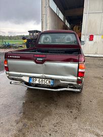 Mitsubishi L200 Pick-up