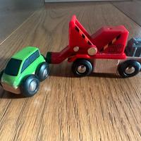 BRIO 33528 Carro Attrezzi + Auto Verde