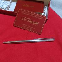 DuPont 