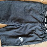 Pantaloncini Nike