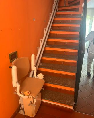 Montascale a poltroncina ACM