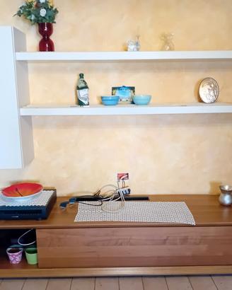 Composizione soggiorno per TV prezzo ribassato