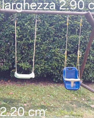 Altalena in legno per giardino