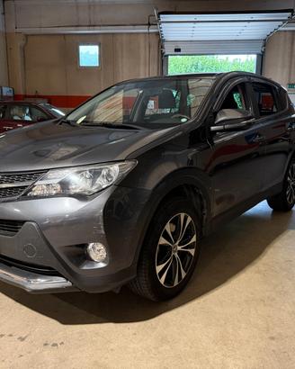 Toyota RAV 4 RAV4 2.2 D-4D 4WD Lounge