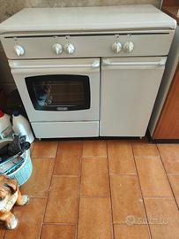 Stufa mini cucina 4 fuochi gas interno /esterno