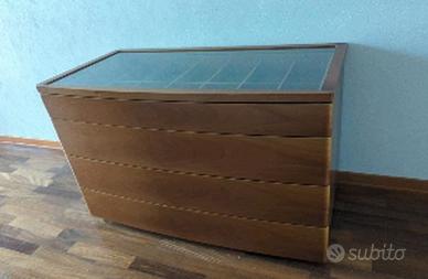 Mobili camera da letto Poliform: Comò + 2 Comodini