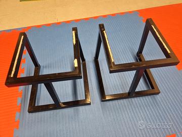 Stand  per diffusori 