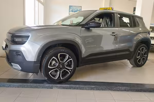 Jeep Avenger 1.2 Turbo 110 CV DCT MHEV Summit